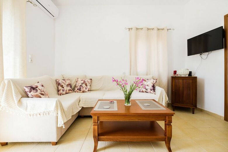 Ifigeneia Apartments Cozy Equipped Summer Home
