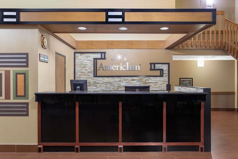 Hotel Americinn By Wyndham Burlington