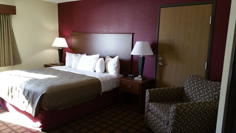 Hotel Americinn By Wyndham Burlington