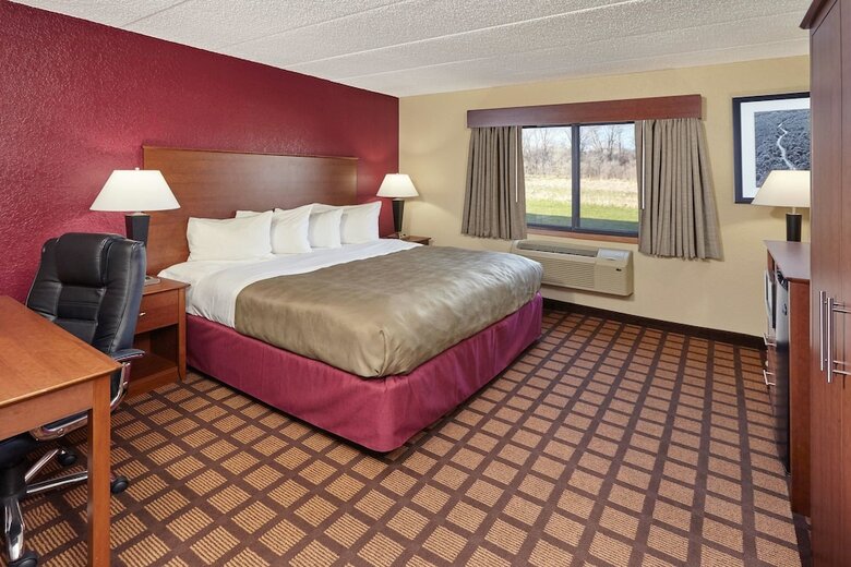 Hotel Americinn By Wyndham Burlington