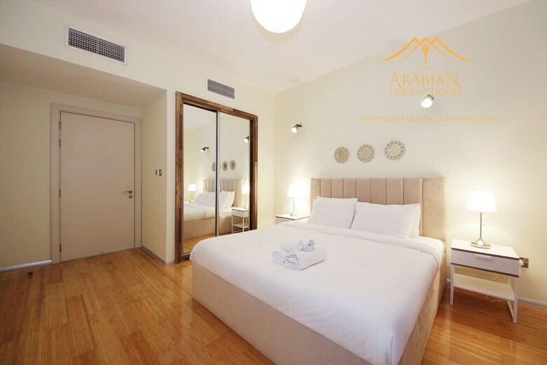New Arabian Holiday Homes Jvc Villa