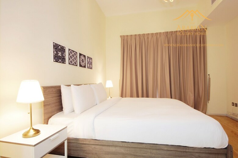 New Arabian Holiday Homes Jvc Villa
