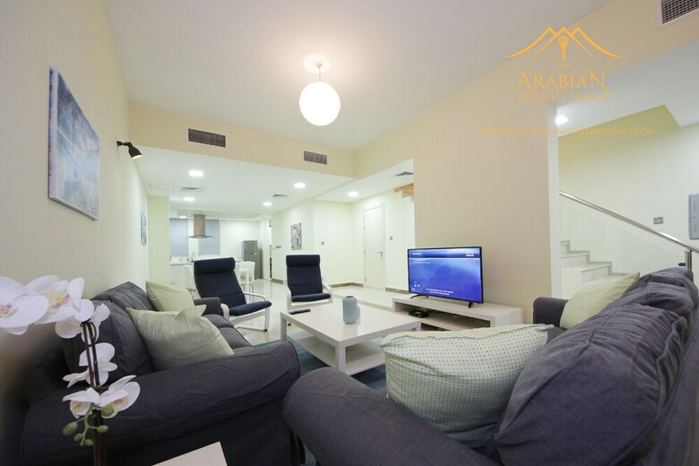 New Arabian Holiday Homes Jvc Villa
