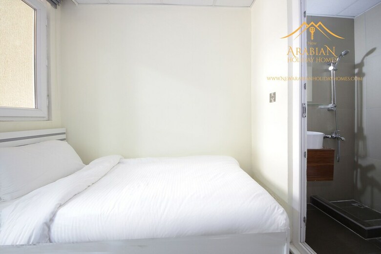 New Arabian Holiday Homes Jvc Villa