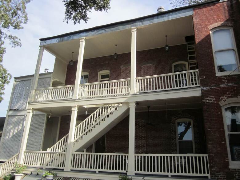 Bed & Breakfast Baer House Inn