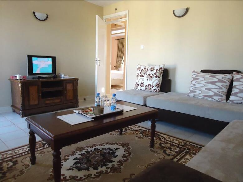 Hotel Mpeta House