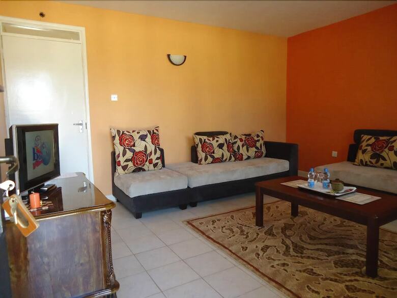 Hotel Mpeta House