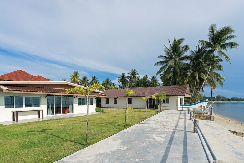 Lipa Bay Residence