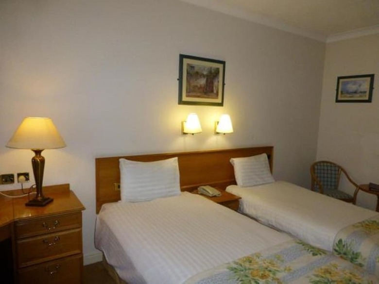 The Olde Barn, Sure Hotel Collection By Best Western