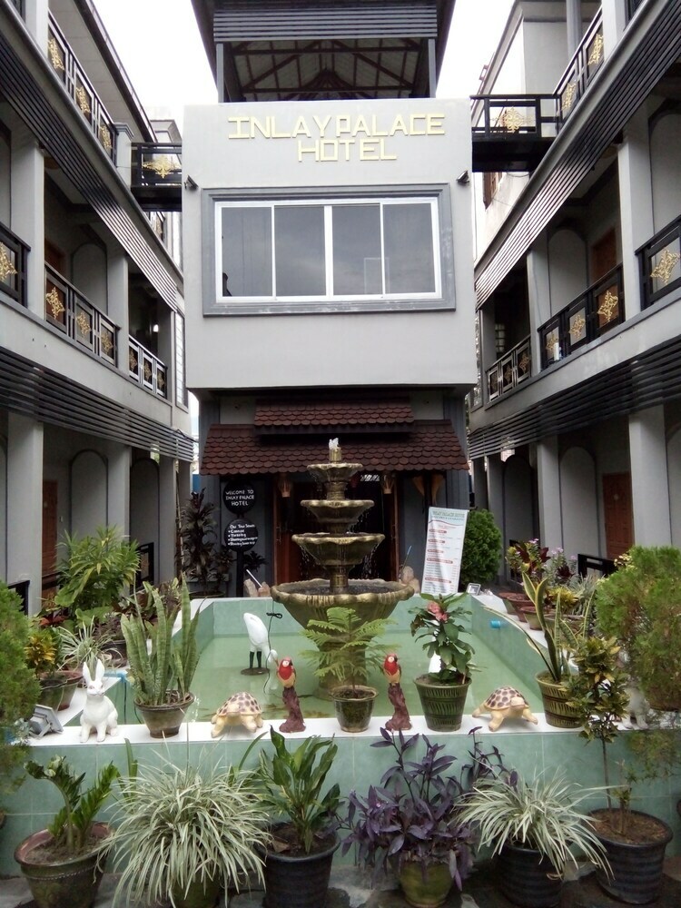 Inlay Palace Hotel