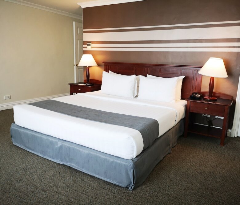 Hotel Infinity Tower Suites