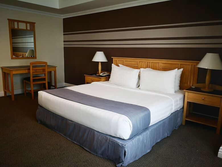 Hotel Infinity Tower Suites