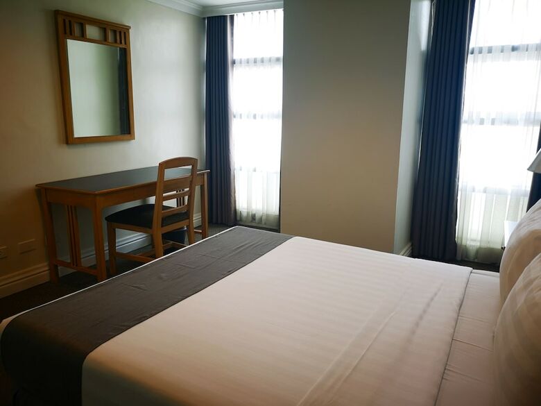 Hotel Infinity Tower Suites