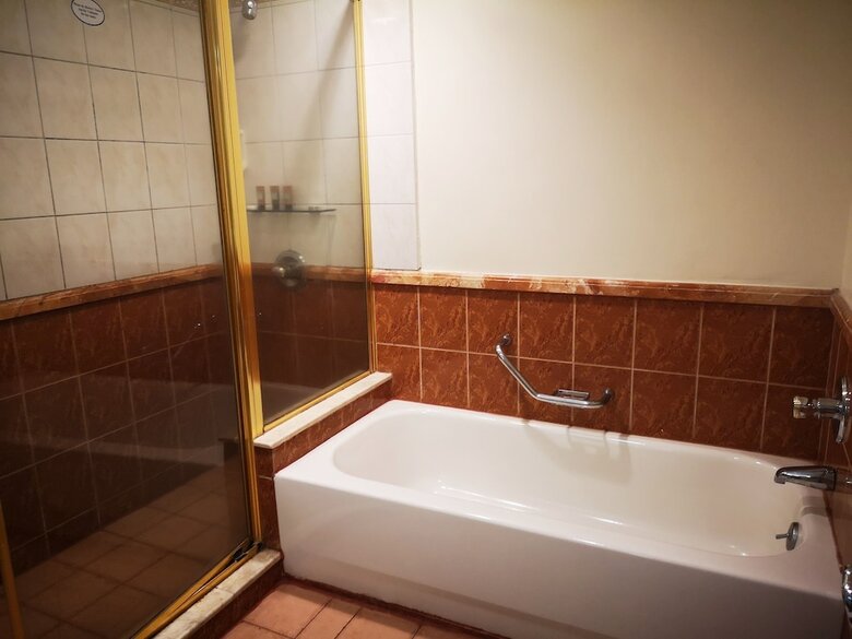 Hotel Infinity Tower Suites