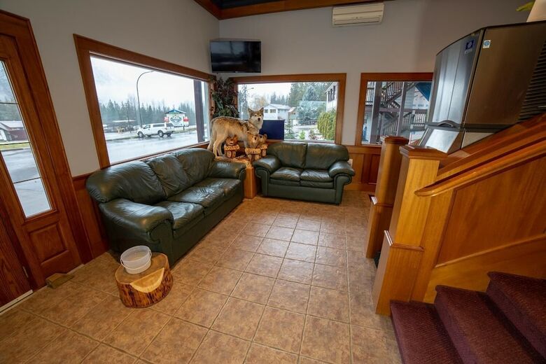 Hotel Peaks Lodge