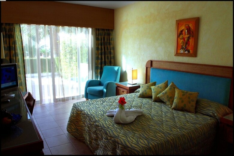 Hotel Leonardo Laura Beach & Splash Resort - All Inclusive