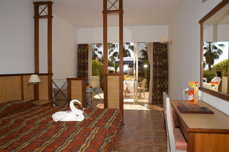 Hotel Leonardo Laura Beach & Splash Resort - All Inclusive