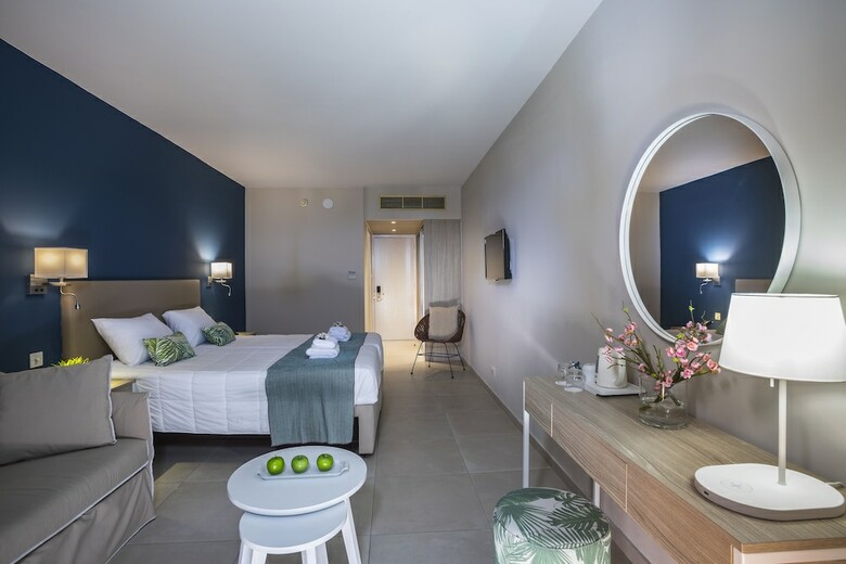 Hotel Leonardo Laura Beach & Splash Resort - All Inclusive
