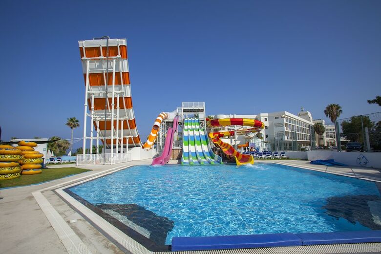 Hotel Leonardo Laura Beach & Splash Resort - All Inclusive