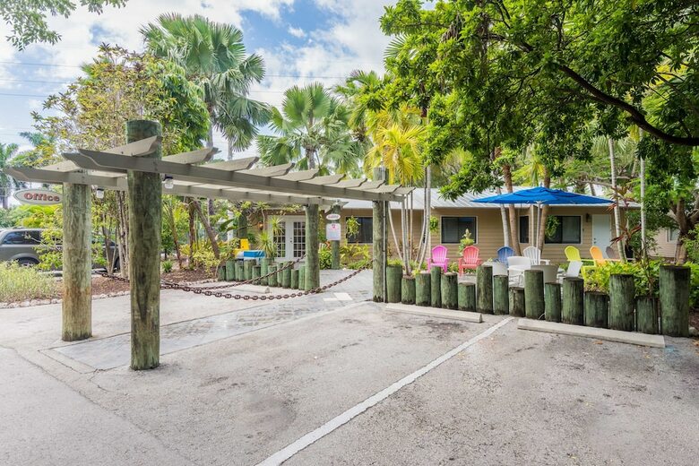 Coconut Mallory Resort And Marina By Kees Vacations
