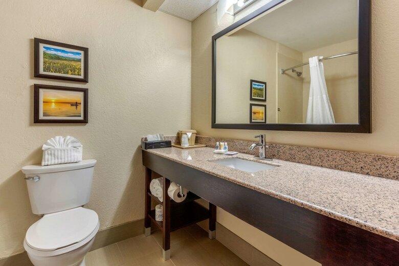 Hotel Comfort Inn Lenoir City