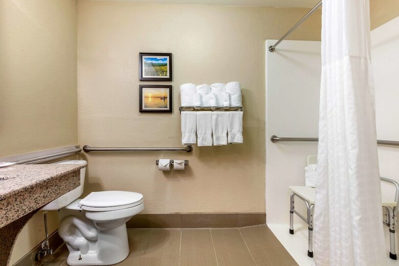 Hotel Comfort Inn Lenoir City