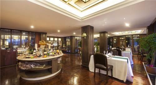 Dockside Boutique Hotel