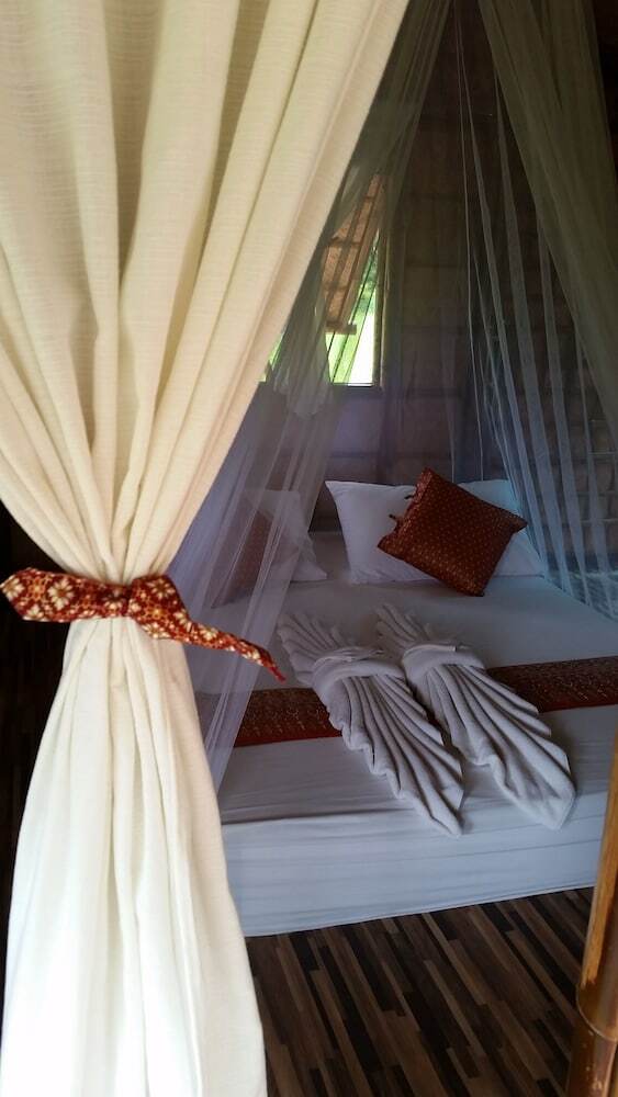 Hotel Naracha Resort