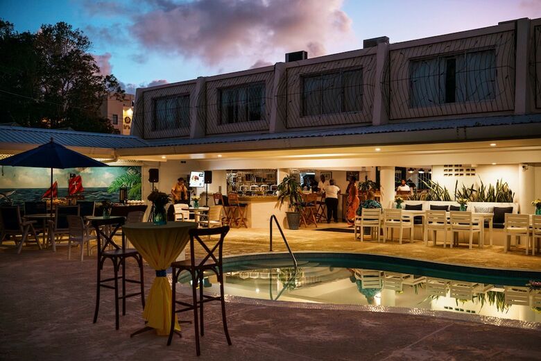 Hotel Pirate's Inn