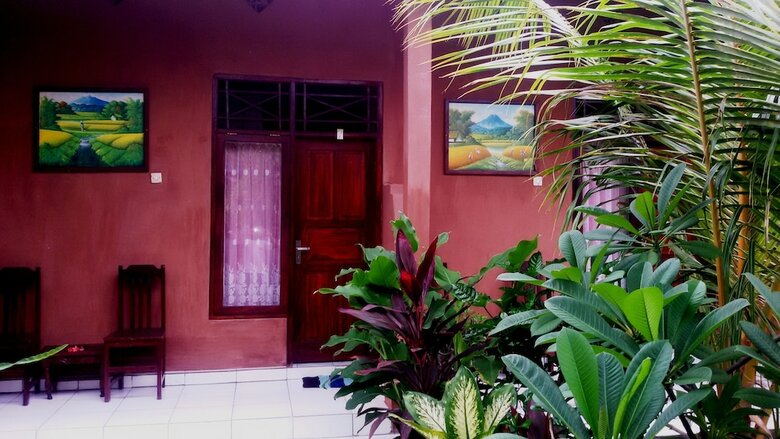 Hotel Mami In Homestay