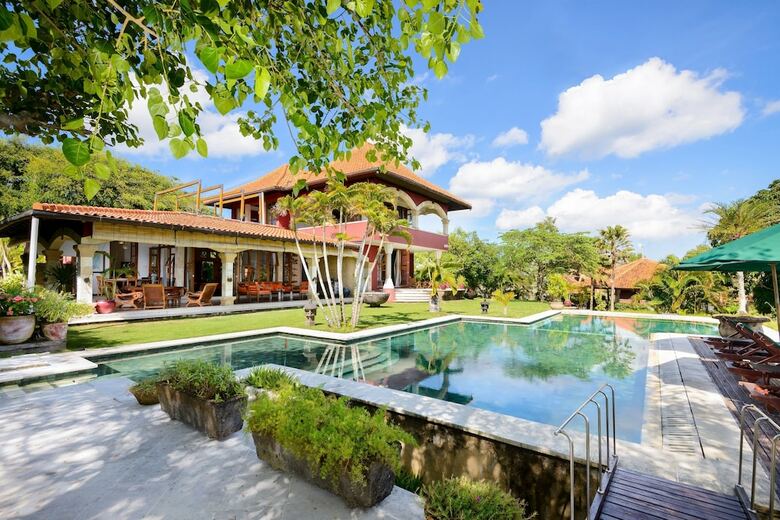 Canang Sari Villa