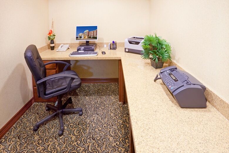 Hotel Holiday Inn Express & Suites Lake Worth