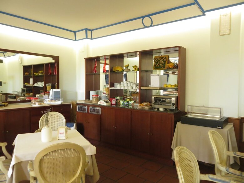 Hotel Girasole
