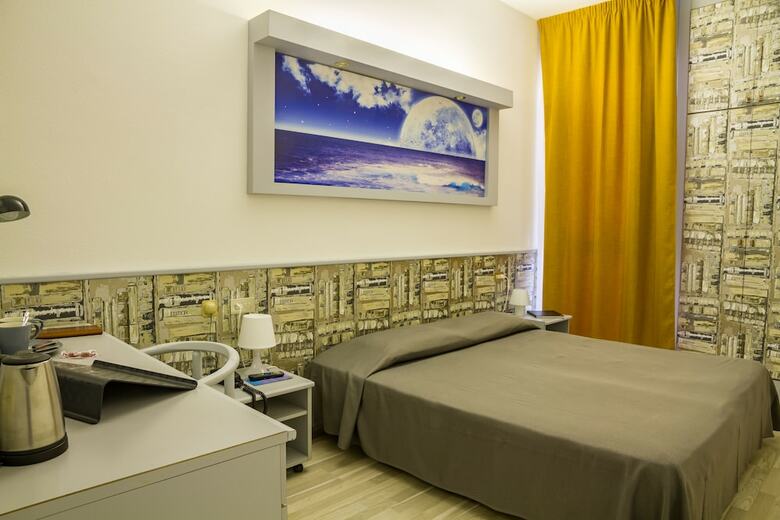 Hotel Italia