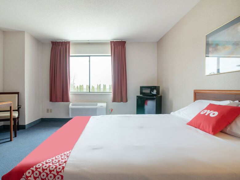 Oyo Hotel New Castle In Hwy 3