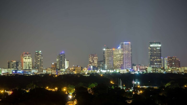 Hotel Embassy Suites By Hilton Tampa Airport Westshore