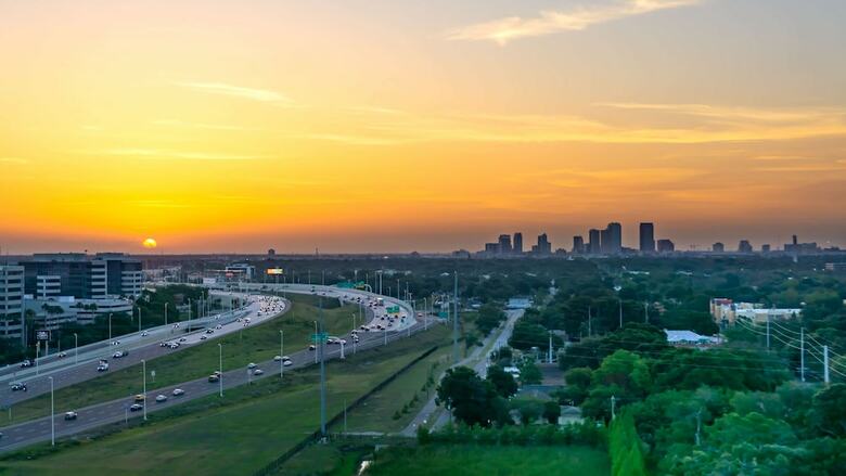 Hotel Embassy Suites By Hilton Tampa Airport Westshore
