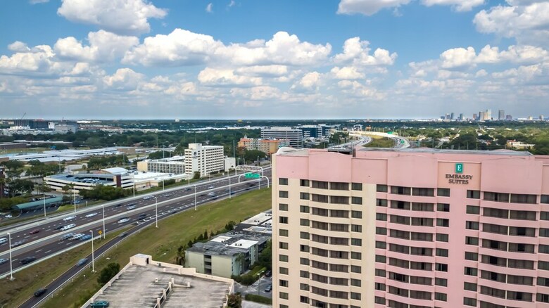 Hotel Embassy Suites By Hilton Tampa Airport Westshore