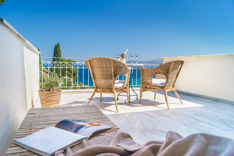 Armonia Bay Hotel