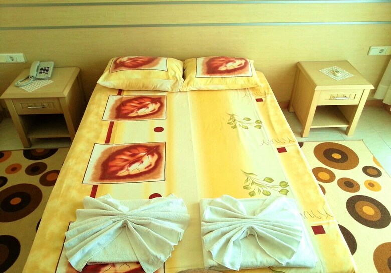 Summer Rose Hotel