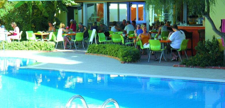 Summer Rose Hotel