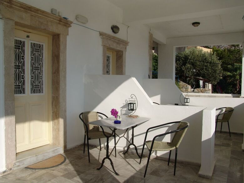 Alkyonis Apartments