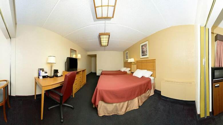 Hotel Americas Best Value Inn & Suites St. Cloud