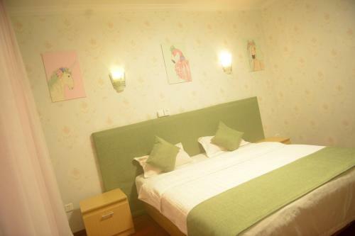 Emeishan Hostel C