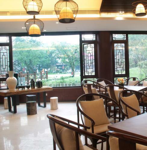 E-mei Mountain Hotel