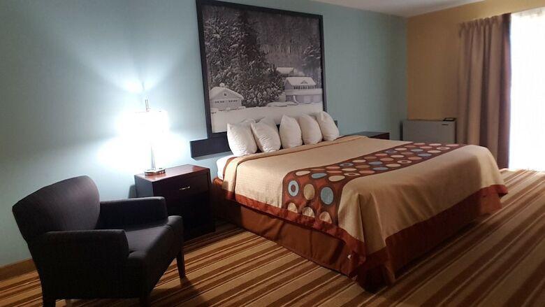 Hotel Super 8 By Wyndham Parry Sound