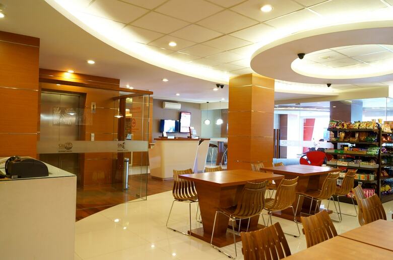 Citihub Hotel @mayjend Sungkono, Surabaya