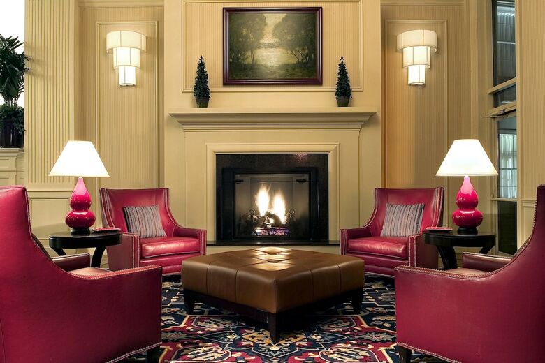 Hotel Four Points By Sheraton Wakefield Boston Htl&conference Cntr