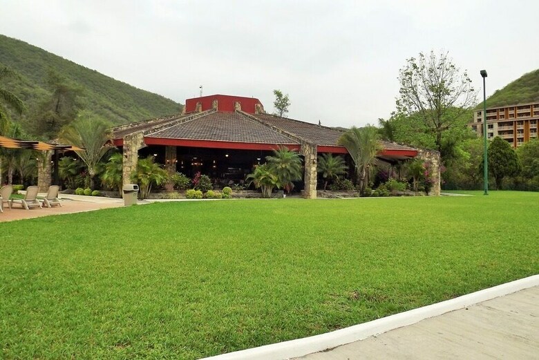 Hotel Bah�a Escondida