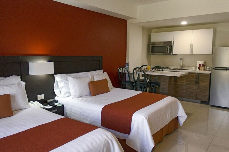 Hotel Bah�a Escondida